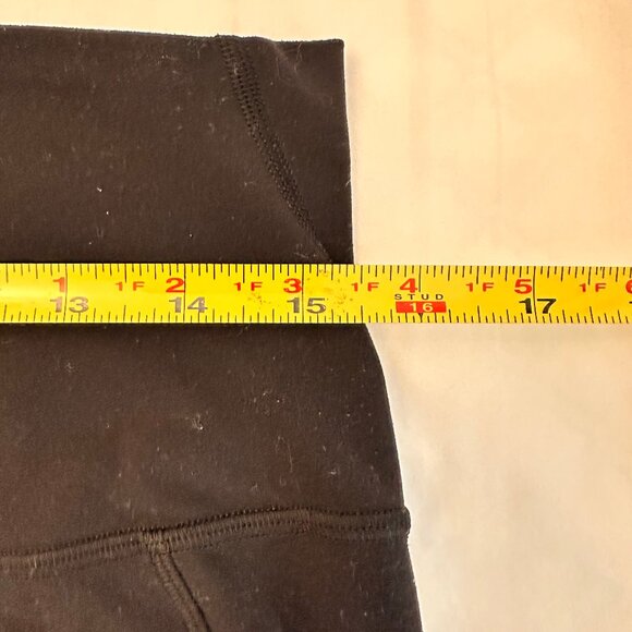 Lululemon align leggings with pockets size 12 - Picture 9 of 10